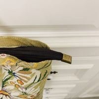 Floral Large Capacity Tote Bag with Zipper Closure - Blossom~n~Bloom